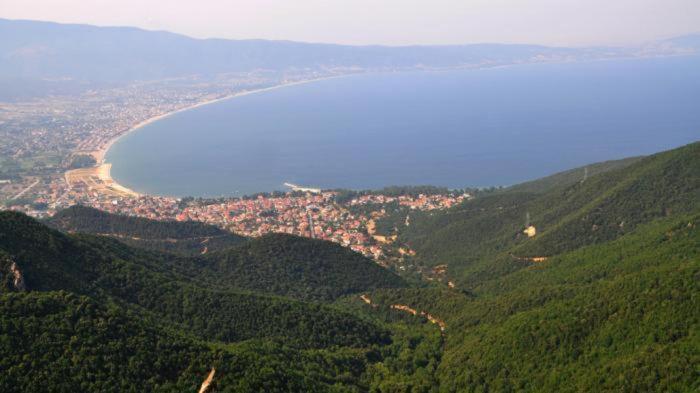 Affittacamere Titika House Vrasná Esterno foto