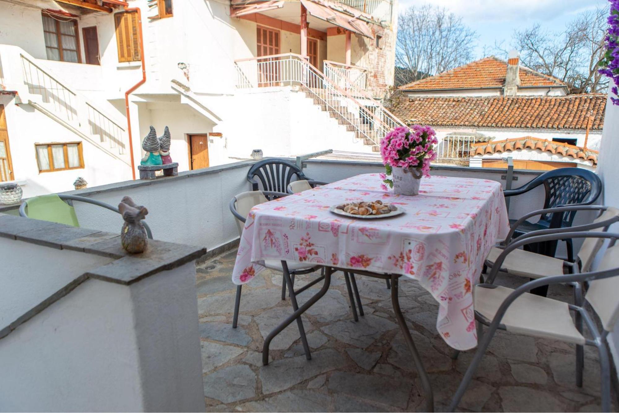 Affittacamere Titika House Vrasná Esterno foto