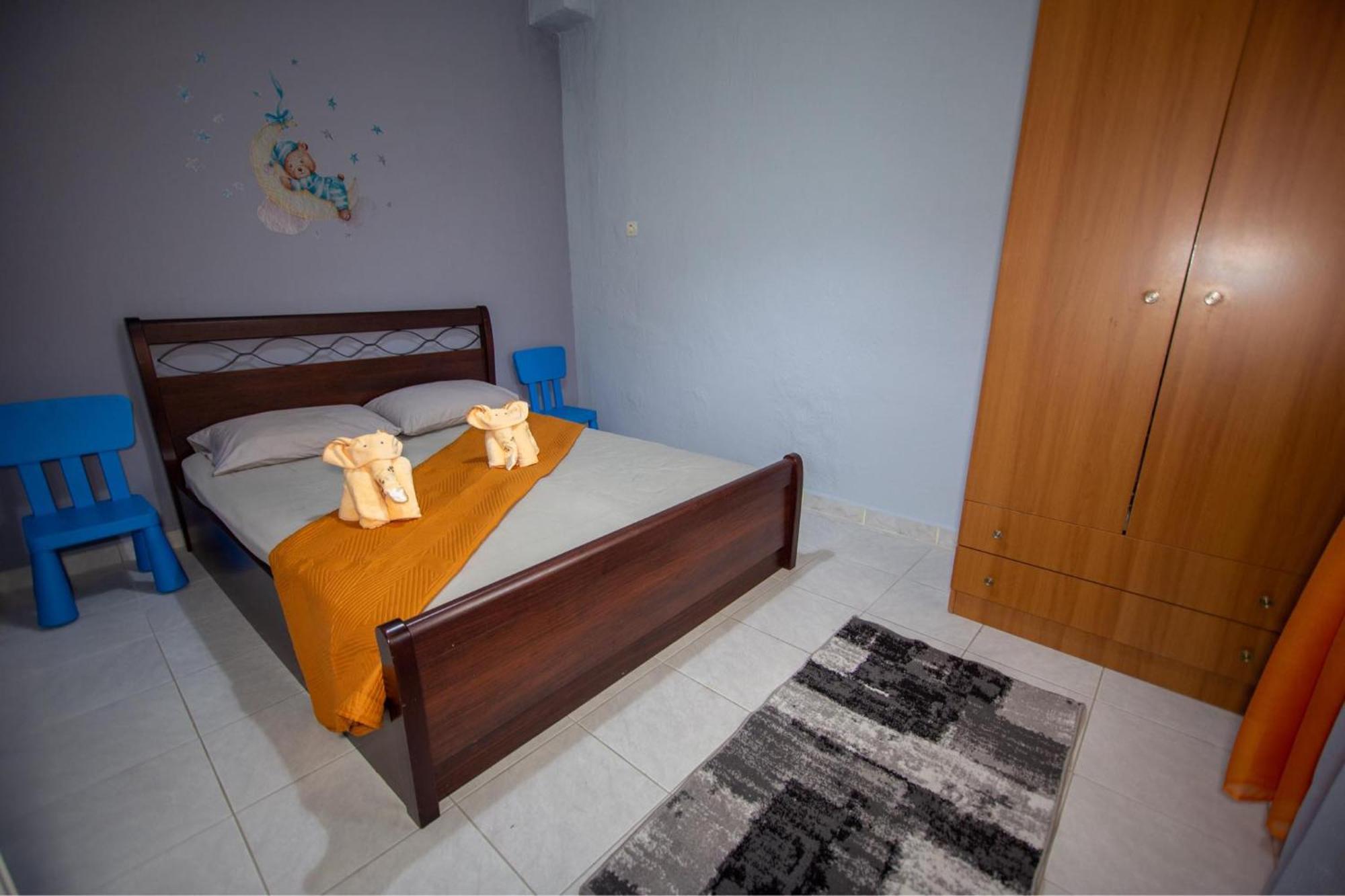 Affittacamere Titika House Vrasná Esterno foto
